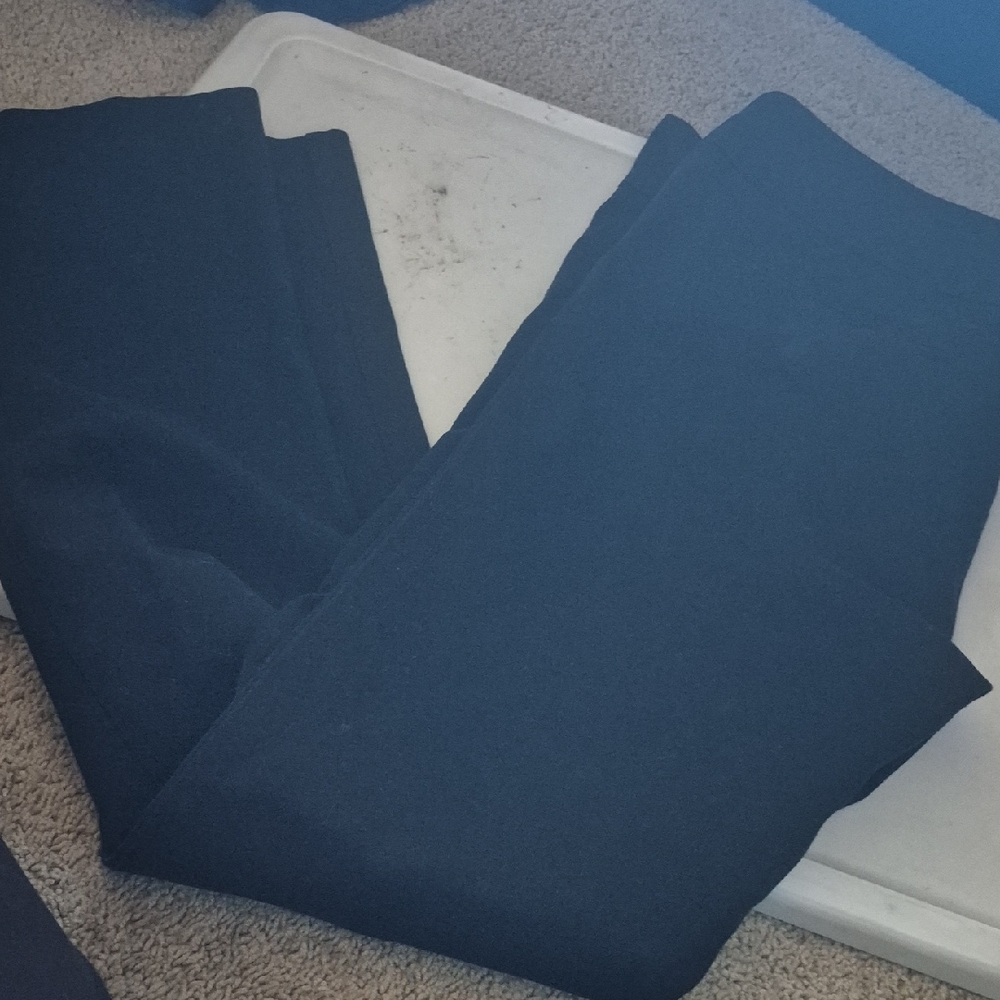Cynthia Rowley Black Trousers - Picture 3 of 3